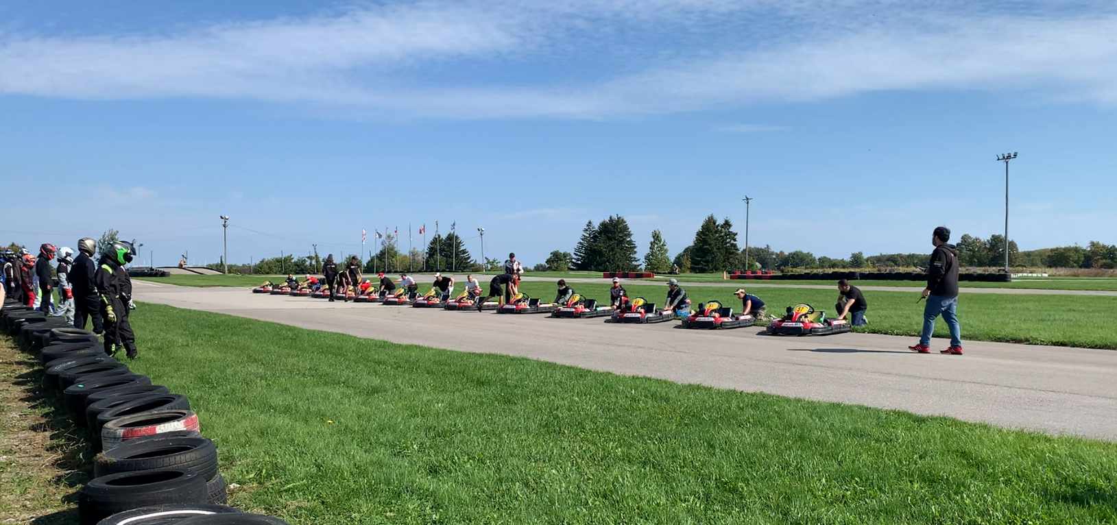 Picture from the start of the 2021 6 hours of Canadian Mini Indy Endurance Race